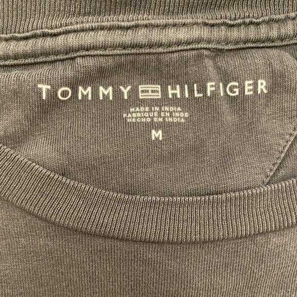 Tommy Hilfiger Mens Size Medium Short Sleeve Crewneck Cotton Logo T Shirt Gray - Picture 4 of 4